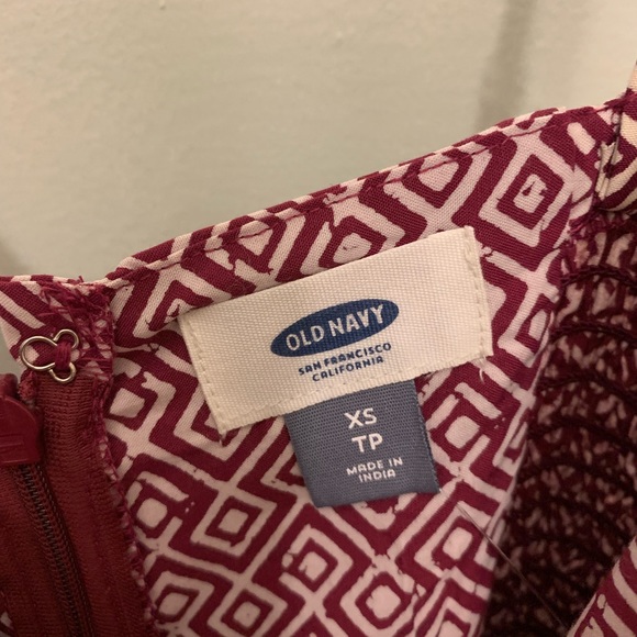 Old Navy Spring Swing Dress - Picture 3 of 3